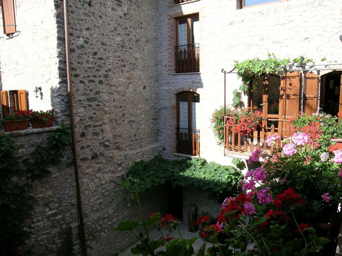 Casa Mary Apartments Tignale Exterior foto